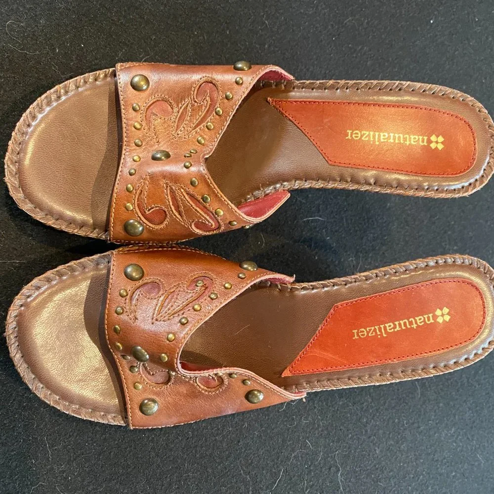 Naturalizer Wedges - Picture 2 of 6